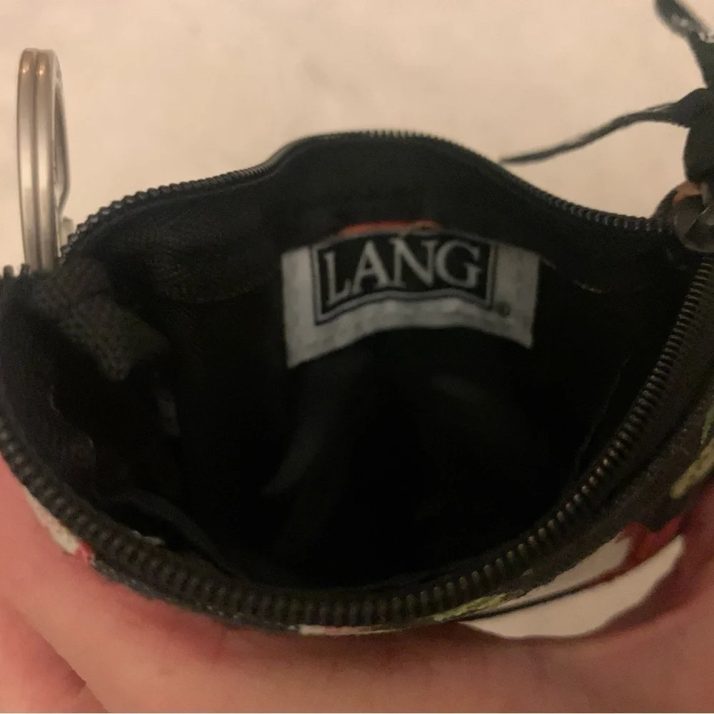 LANG - ID Holder